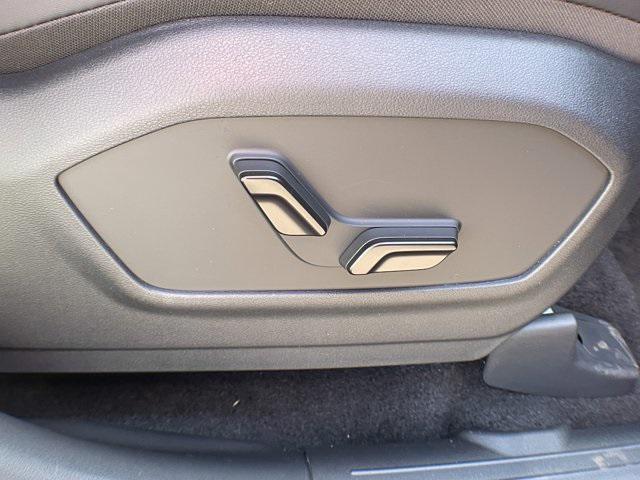 new 2025 Hyundai Santa Fe car, priced at $51,294