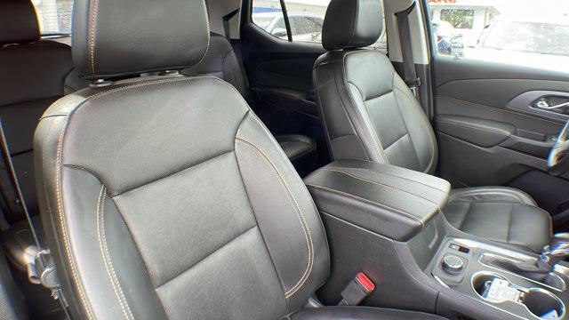 used 2021 Chevrolet Traverse car, priced at $29,995