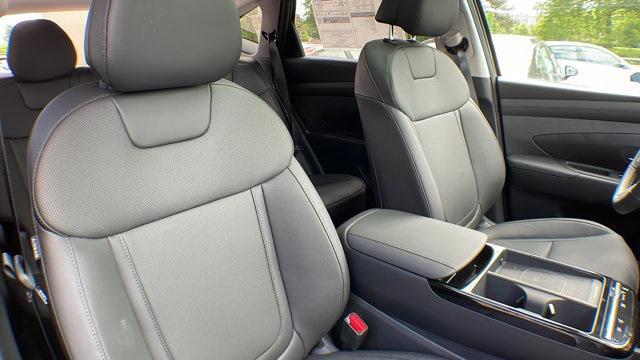 new 2025 Hyundai TUCSON Hybrid car, priced at $38,485