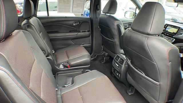 used 2022 Honda Pilot car, priced at $36,774