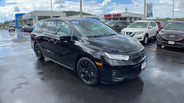 used 2025 Honda Odyssey car, priced at $42,995