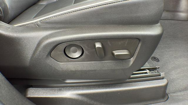 used 2021 GMC Yukon car, priced at $47,391