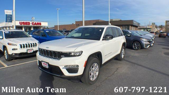 used 2022 Jeep Grand Cherokee car, priced at $33,236