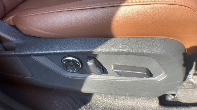 used 2023 Acura MDX car, priced at $43,995