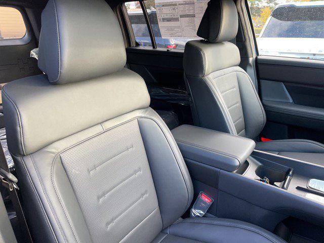 new 2026 Hyundai SANTA FE HEV car, priced at $52,805