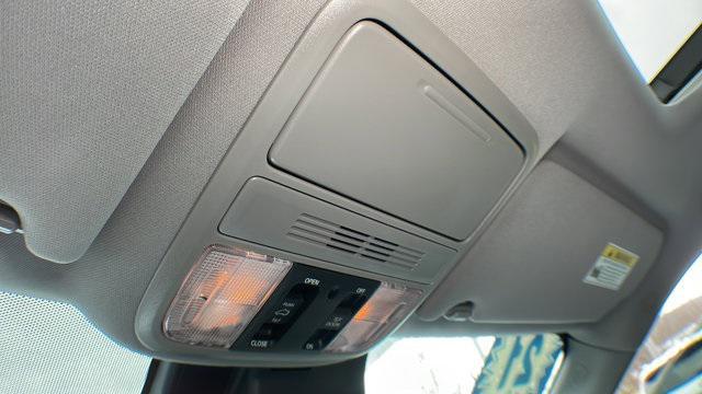 used 2021 Honda Pilot car, priced at $25,595