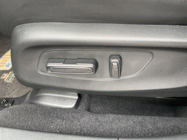 used 2025 Honda HR-V car, priced at $31,995