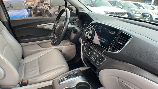 used 2021 Honda Pilot car, priced at $31,676