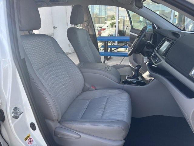 used 2019 Toyota Highlander car, priced at $22,770