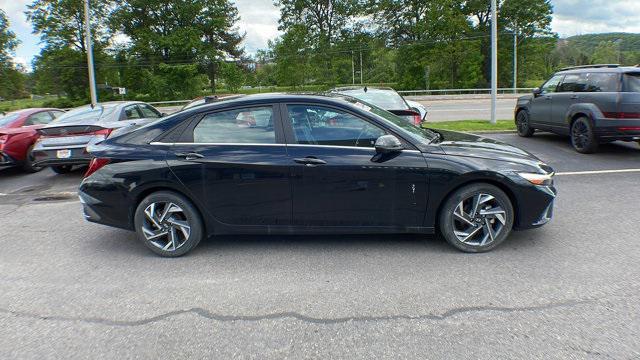 new 2024 Hyundai Elantra car, priced at $28,555