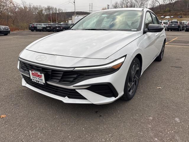 new 2025 Hyundai Elantra car