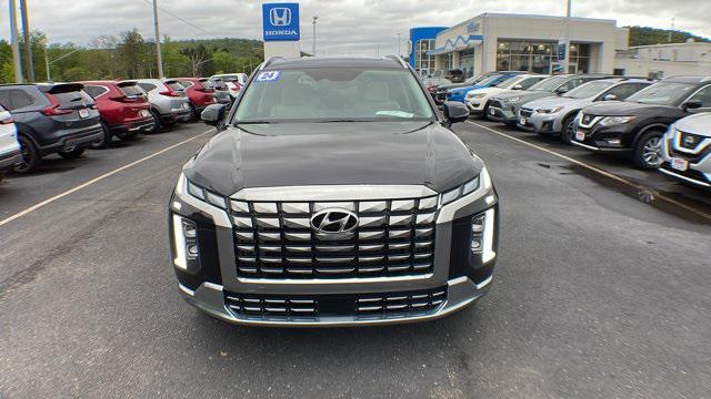 used 2024 Hyundai Palisade car, priced at $44,995
