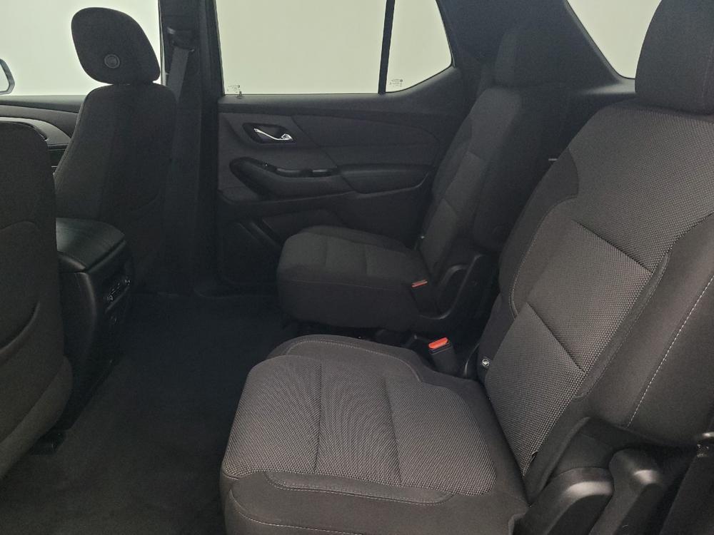 used 2022 Chevrolet Traverse car, priced at $24,195