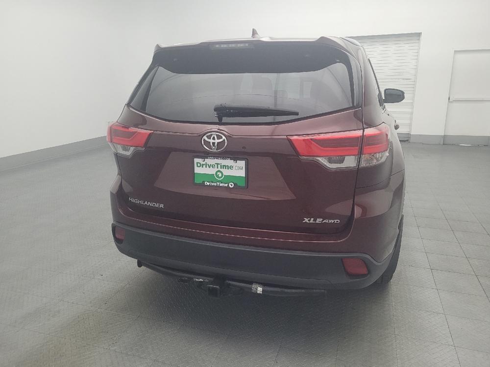 used 2019 Toyota Highlander car, priced at $24,295