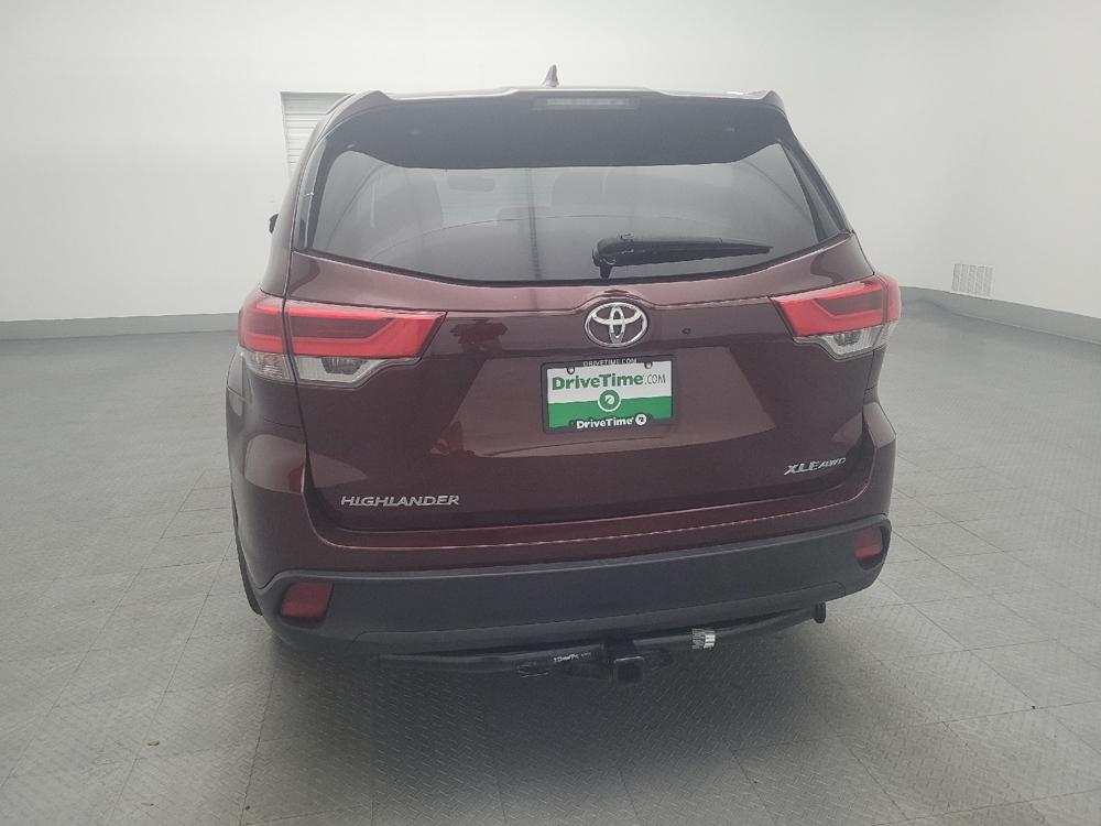 used 2019 Toyota Highlander car, priced at $24,295