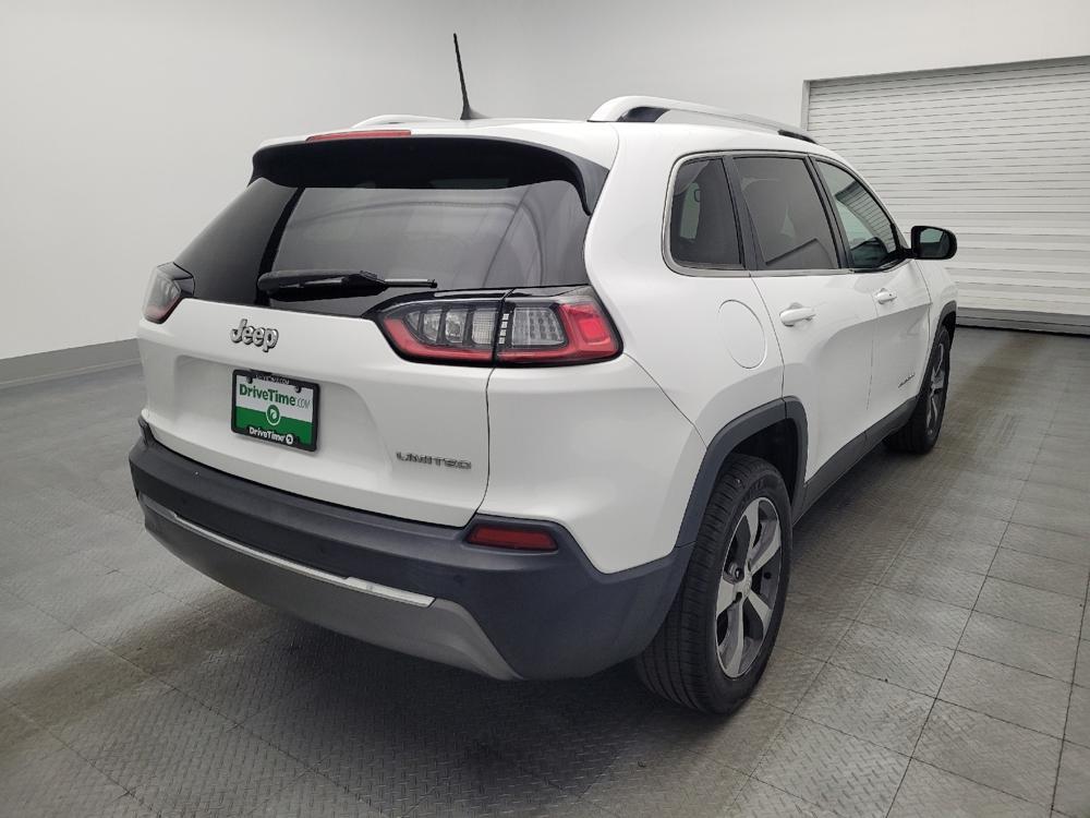 used 2019 Jeep Cherokee car, priced at $17,095