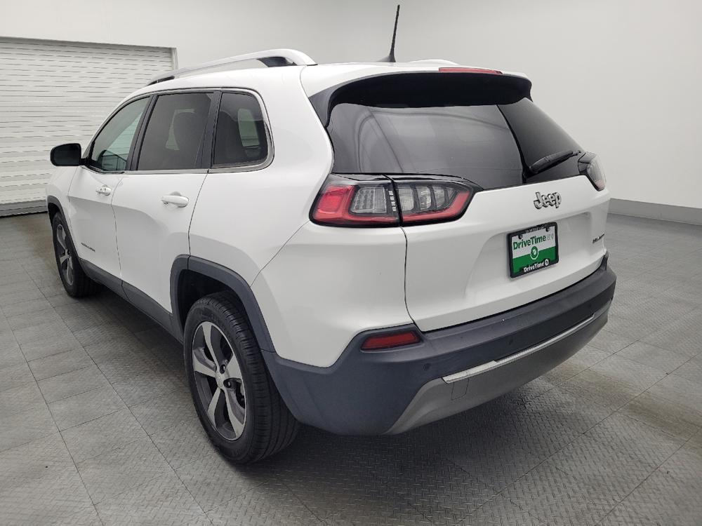 used 2019 Jeep Cherokee car, priced at $17,095