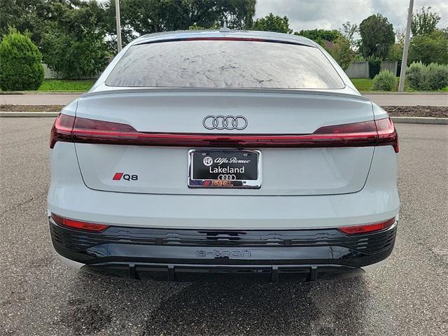 new 2024 Audi Q8 e-tron car