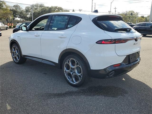 new 2024 Alfa Romeo Tonale car, priced at $53,988