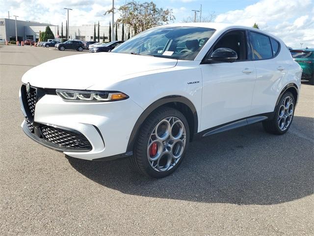 new 2024 Alfa Romeo Tonale car, priced at $53,988