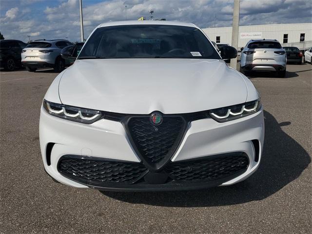 new 2024 Alfa Romeo Tonale car, priced at $53,988