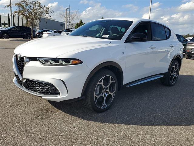 new 2024 Alfa Romeo Tonale car, priced at $49,988