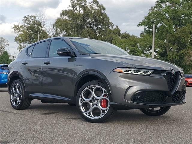 new 2024 Alfa Romeo Tonale car, priced at $56,988