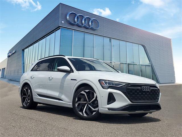 new 2024 Audi Q8 e-tron car