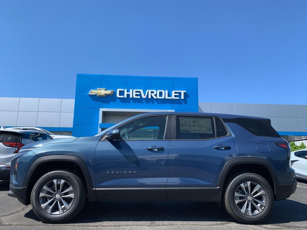 new 2026 Chevrolet Equinox car, priced at $35,815