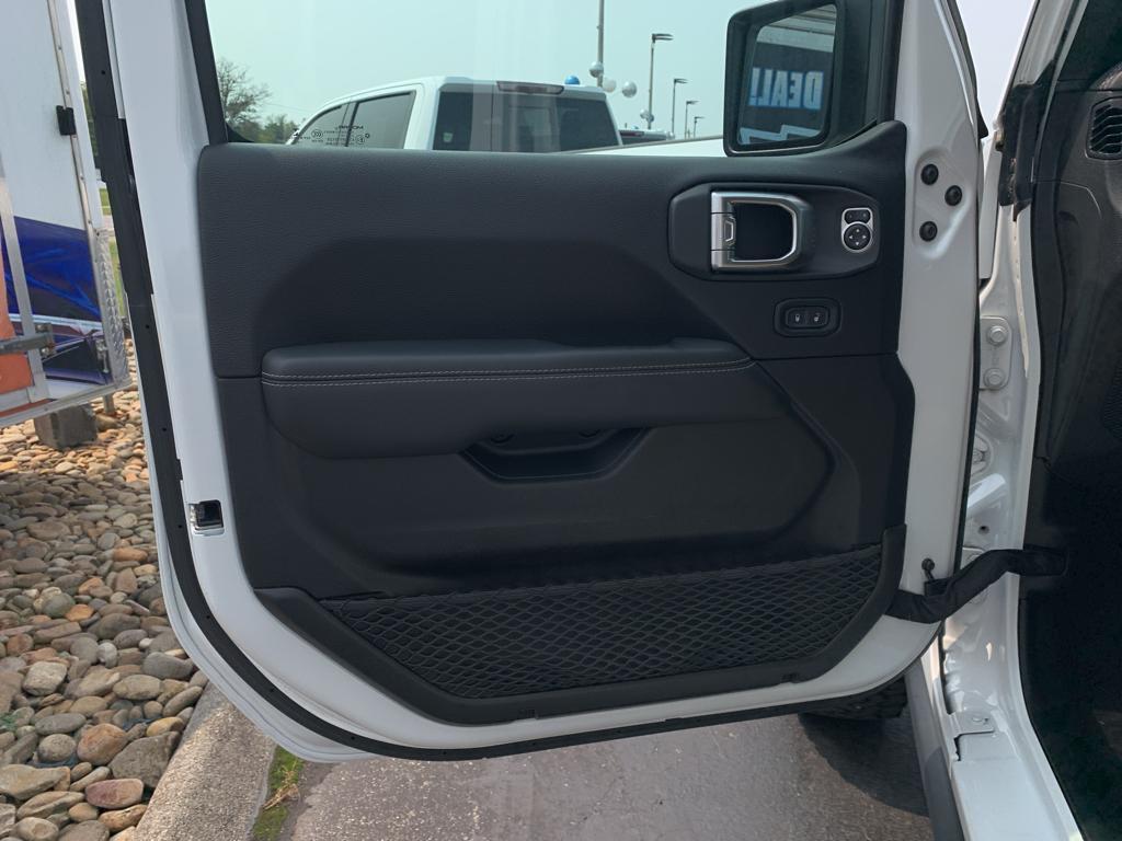 used 2019 Jeep Wrangler Unlimited car, priced at $40,660