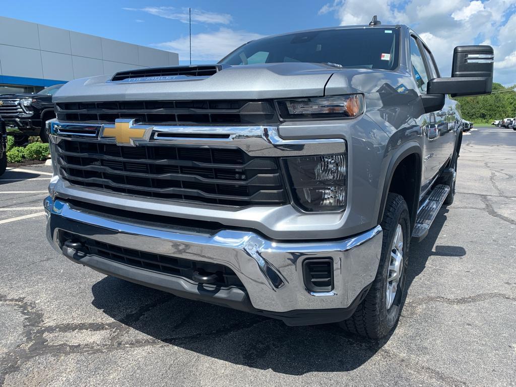 used 2024 Chevrolet Silverado 2500 car, priced at $56,223