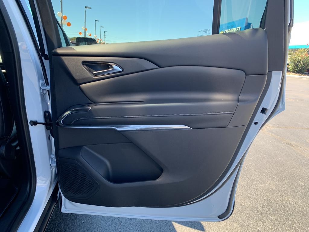 new 2026 Chevrolet Traverse car, priced at $48,635