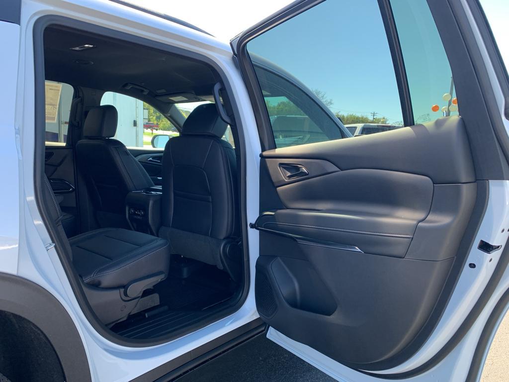 new 2026 Chevrolet Traverse car, priced at $48,635