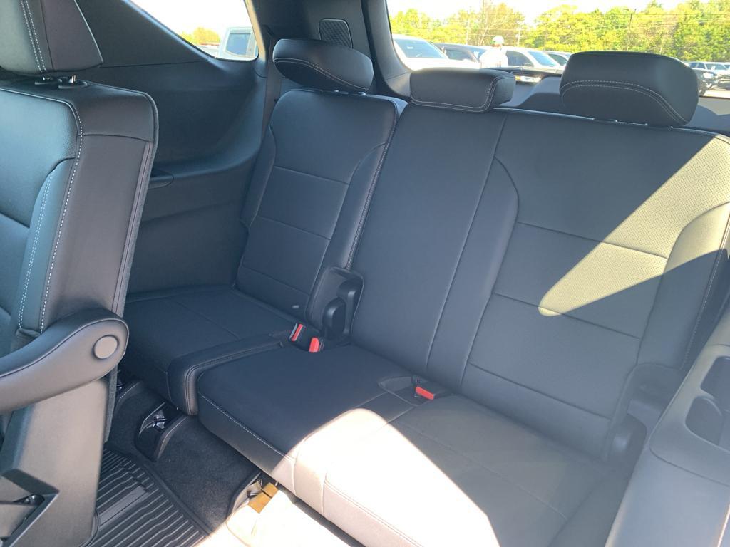 new 2026 Chevrolet Traverse car, priced at $48,635