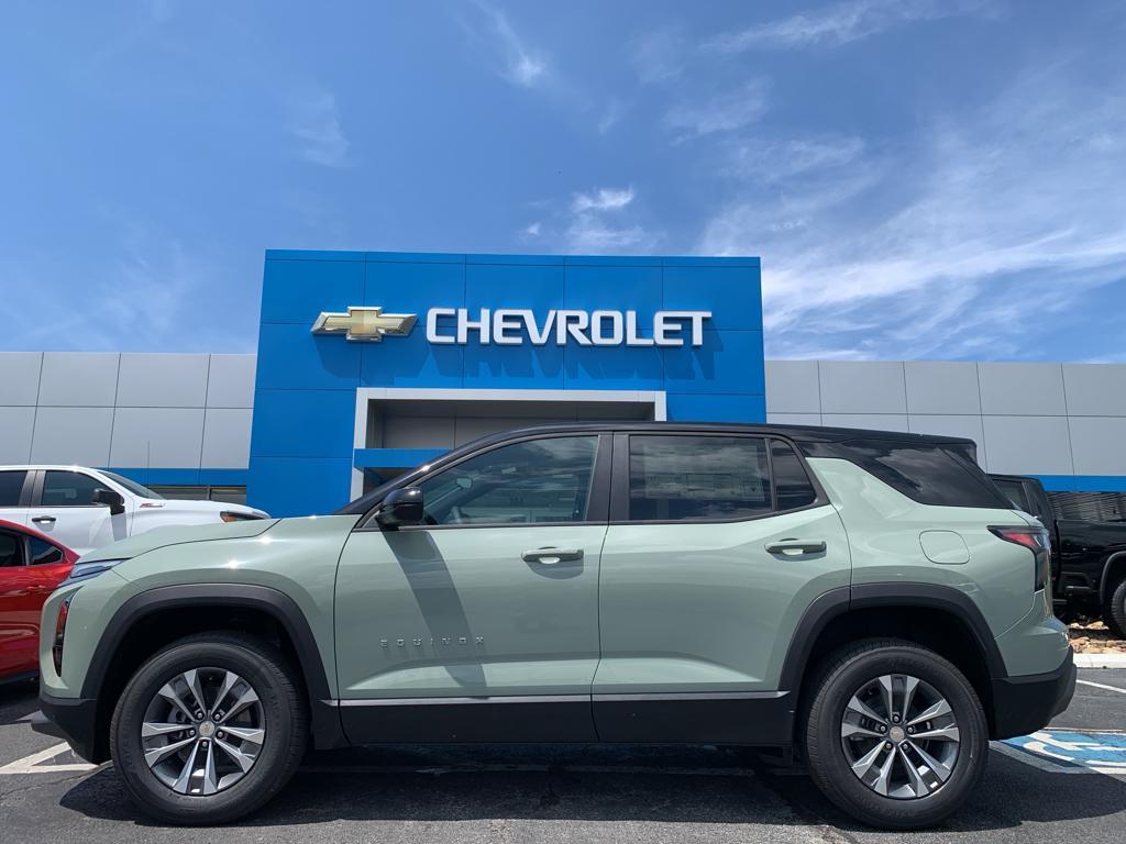 new 2026 Chevrolet Equinox car, priced at $30,230