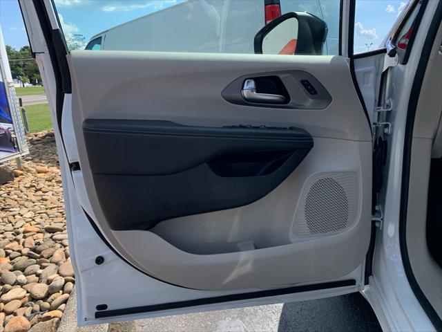 used 2023 Chrysler Pacifica car, priced at $28,776