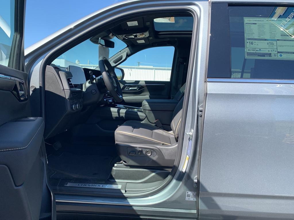 new 2026 Chevrolet Suburban car, priced at $87,905
