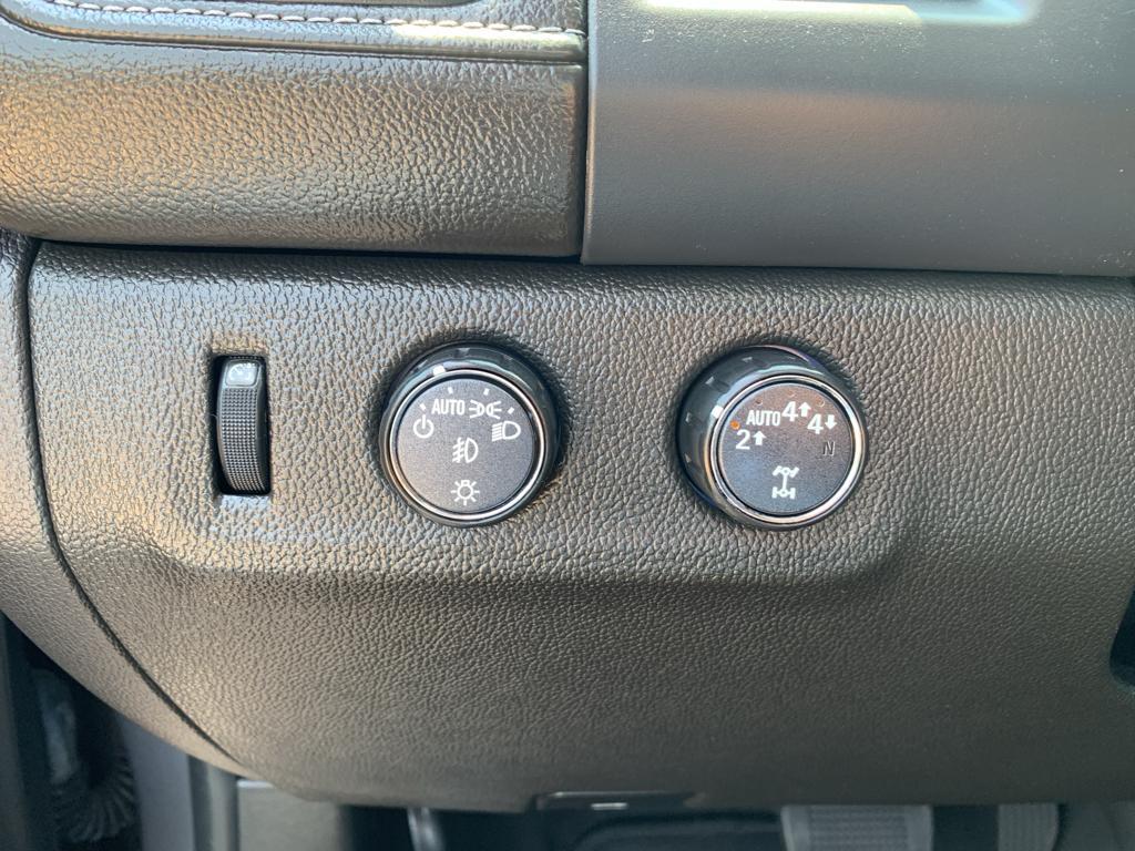 used 2022 GMC Canyon car, priced at $35,920