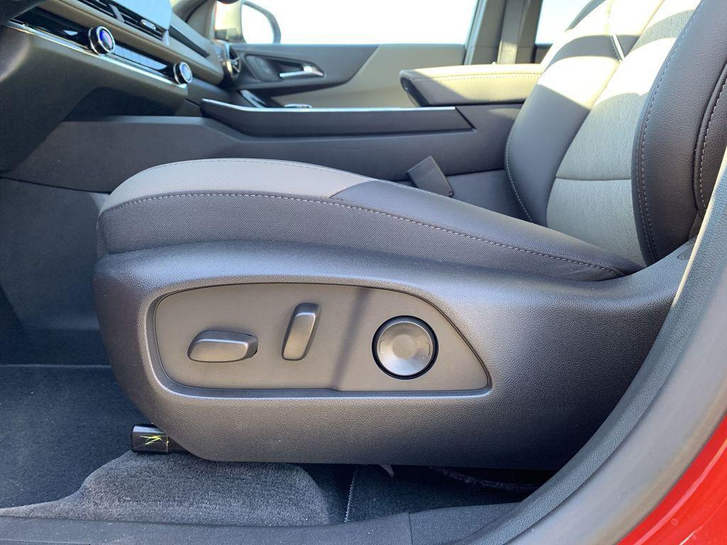 new 2026 Chevrolet Equinox car, priced at $32,380