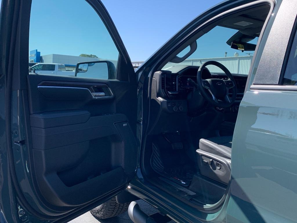 new 2025 Chevrolet Silverado 1500 car, priced at $62,510