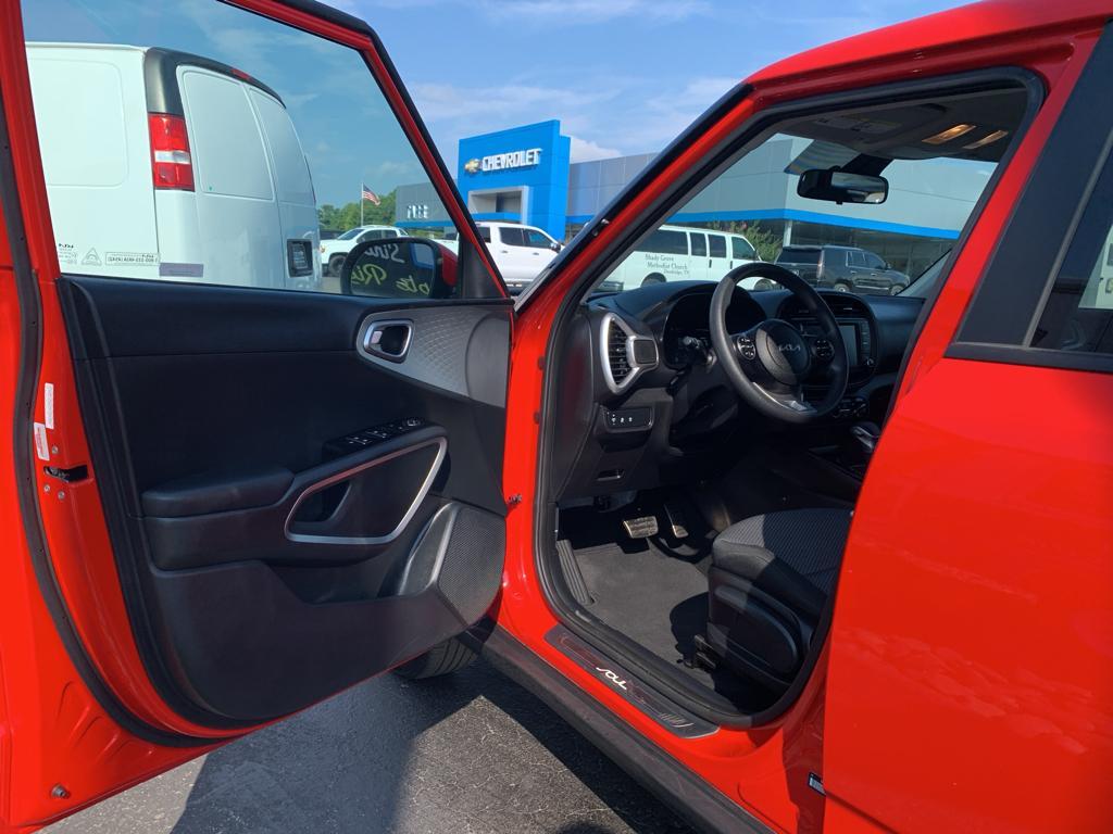 used 2023 Kia Soul car, priced at $19,550