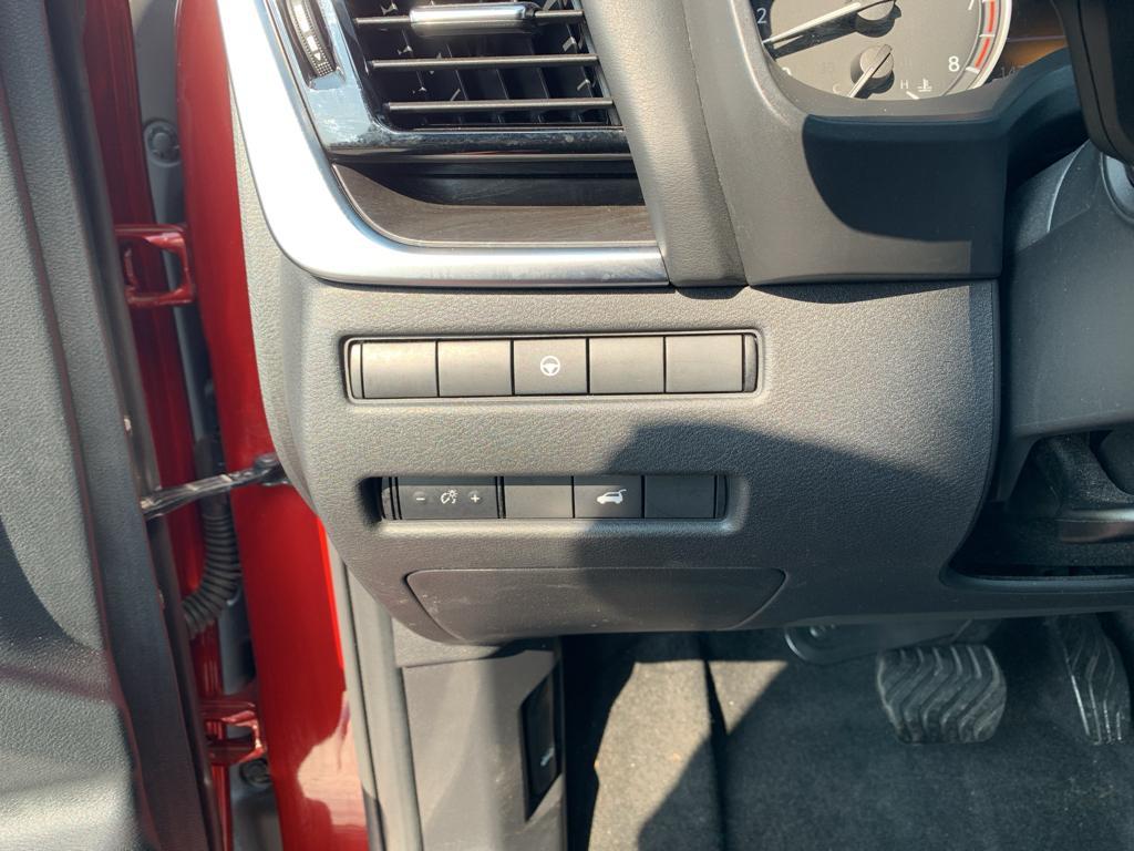 used 2021 Nissan Rogue car, priced at $29,827