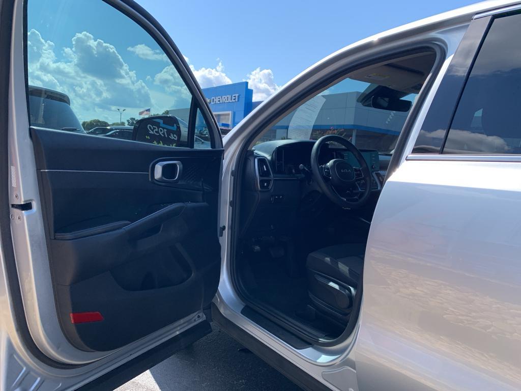 used 2022 Kia Sorento car, priced at $19,775