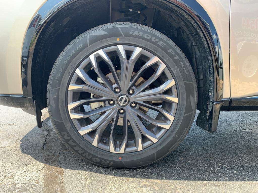 used 2024 Nissan Rogue car, priced at $33,550