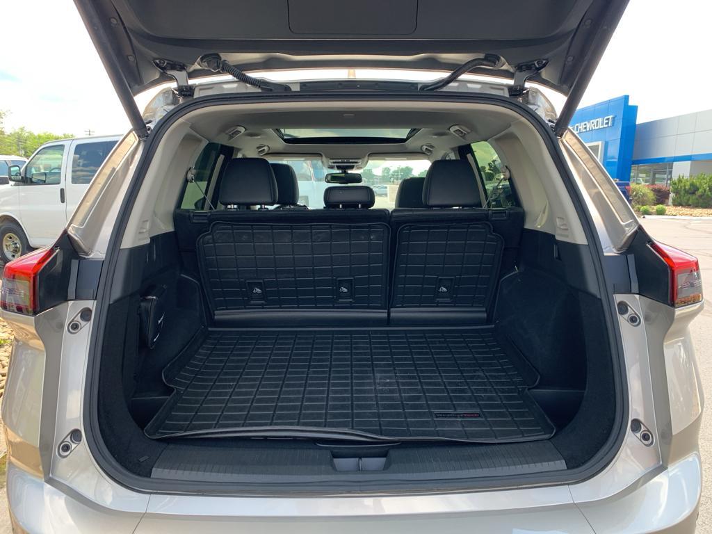 used 2024 Nissan Rogue car, priced at $33,550