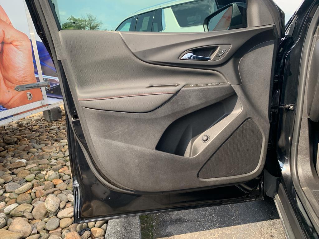 used 2023 Chevrolet Equinox car, priced at $27,390