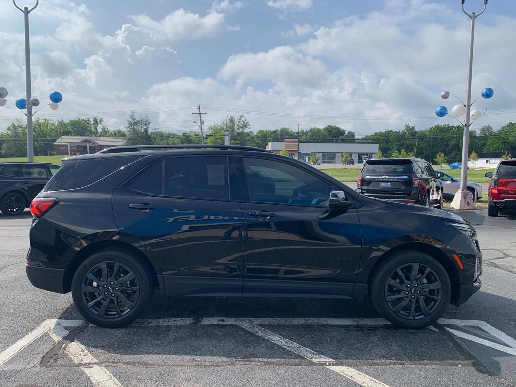used 2023 Chevrolet Equinox car, priced at $27,390