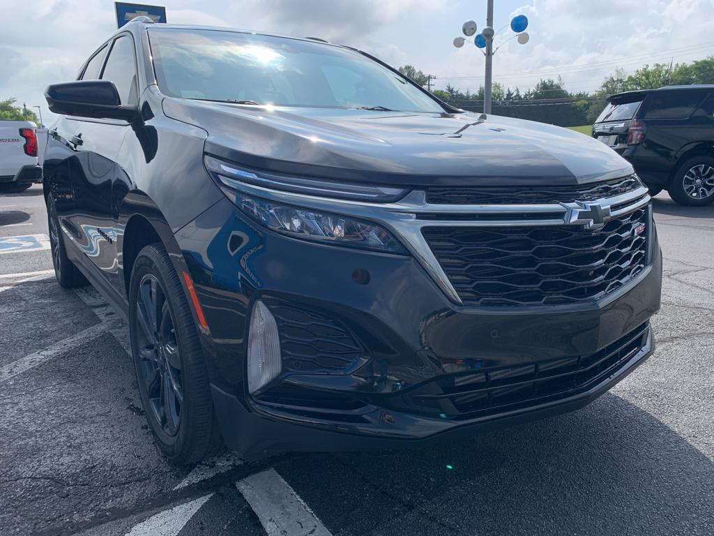 used 2023 Chevrolet Equinox car, priced at $27,390