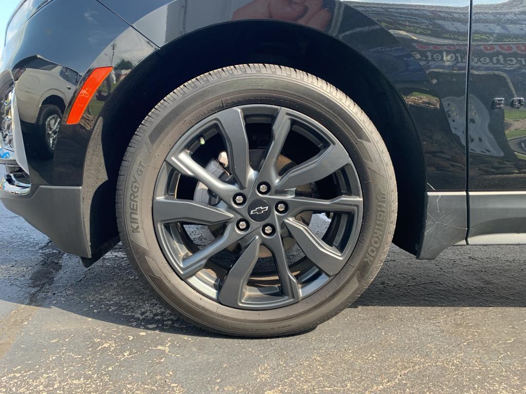 used 2023 Chevrolet Equinox car, priced at $27,390