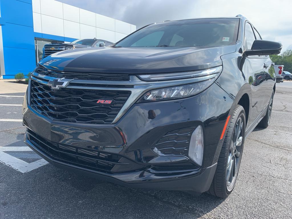 used 2023 Chevrolet Equinox car, priced at $27,390